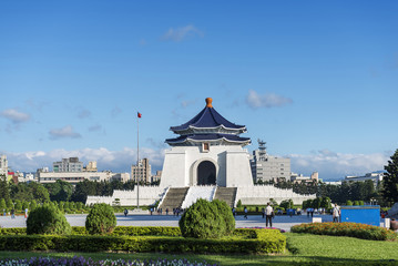 Fototapeta na wymiar chiang kai shek memorial hall