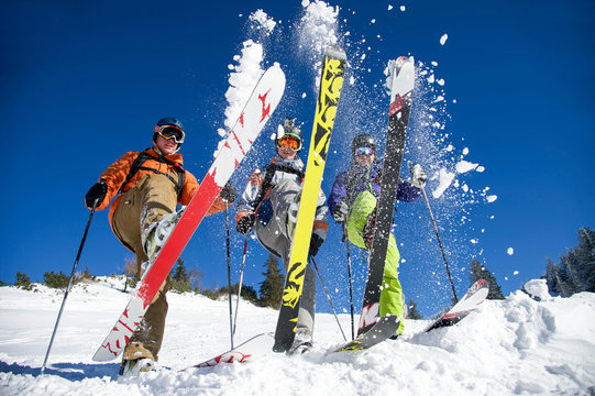 Gruppe Skifahrer