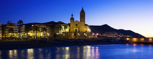Obraz premium Evening panorama of Sitges. Spain