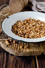 Roasted pine nuts