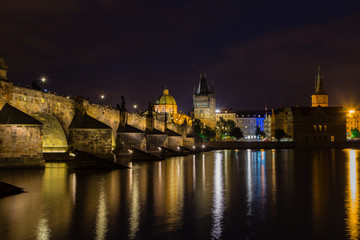 Fototapeta na wymiar Night view of Charles Bridge and Vltava