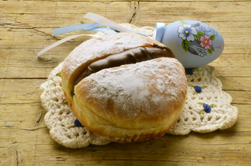Bombolone  봄볼로네 Berliner Pfannkuchen Берлинский пончик