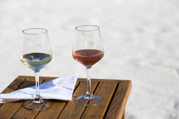 Wein am Strand