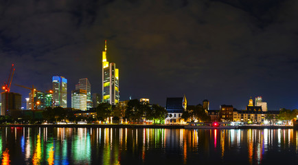 Fototapeta na wymiar Frankfurt cityscape at night