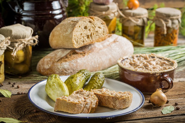 Sandwich in the pantry from the winter stocks
