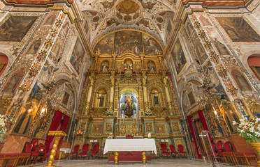 Fototapeta na wymiar Seville - presbytery of church Basilica del Maria Auxiliadora.