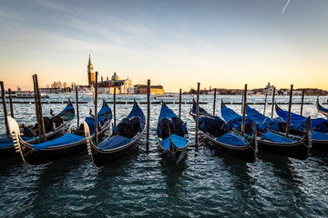 Fototapeta premium Wenecja z gondolami, Canal Grande i kościołem San Giorgio