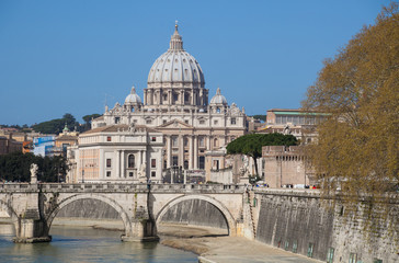 Fototapeta premium Saint Peter's Basilica, landmark of Vatican