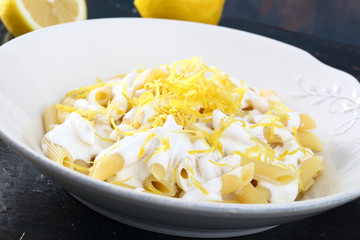 pasta penne al limone