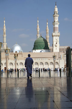 nabawi mosque madinah