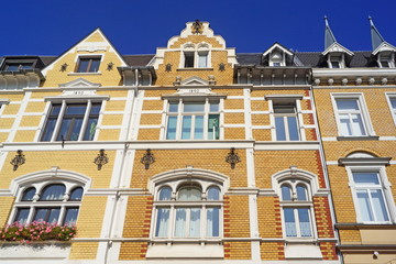 Altbau-Architektur am BONNER-Hauptbahnhof