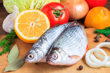 Raw fish and vegetables