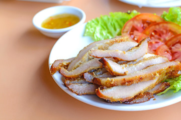 Grilled pork with spicy sauce