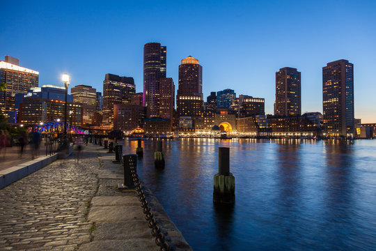 Boston skyline by night - Massachusetts - USA -- United States o