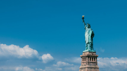 Statue of Liberty in New York - obrazy, fototapety, plakaty