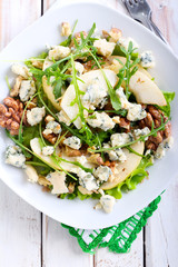 Pear, blue cheese and nut salad