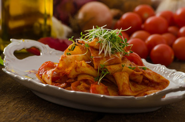 Pasta arrabiata with chilli and garlic organic