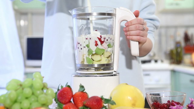 fruit smoothie blender