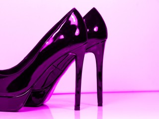 Lila Pumps
