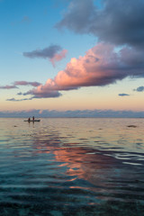 Canoé sur le lagon de Moorea