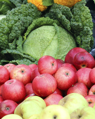 Red apples