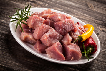 Raw, fresh meat 