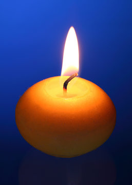 brennende Kerze