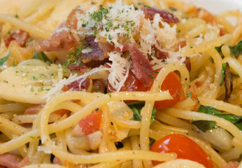 Spaghetti with bacon,tomato and chilli