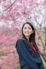 桜 コピースペースと女子学生