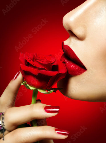 girls-naked-sexy-polish-women-kissing