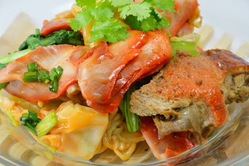 egg noodle with barbecue pork and wanton