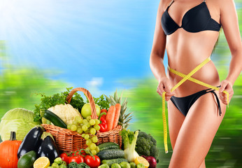 Balanced diet based on raw organic vegetables and fruits