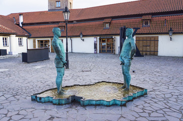 The sculpture-fountain 