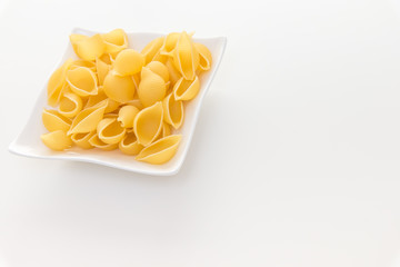 Nudeln in der Schale