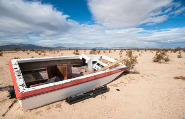 Fototapeta premium old abandoned boat in the desert