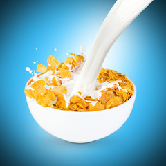 cornflakes milk splash