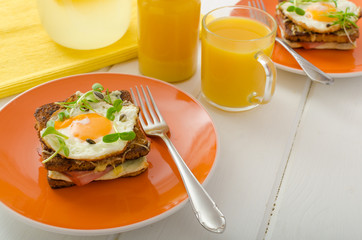 Croque Madame - french baked toast