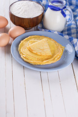 Pancakes or crepes and ingredients for it