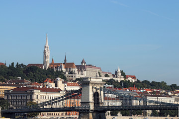 Obraz premium Budapest Chain bridge and Fisherman's bastion