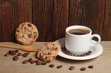 Coffee with chocolate cookies