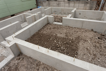 住宅建設　基礎工事