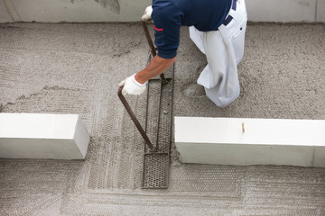 住宅建設　基礎工事