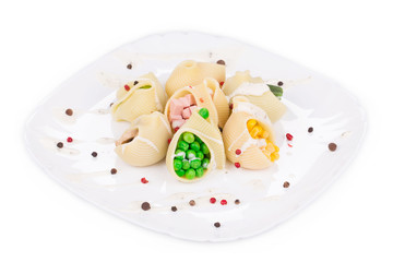 Pasta shells stuffed with vegetables