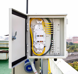 Outdoor patch fiberoptic patch panel