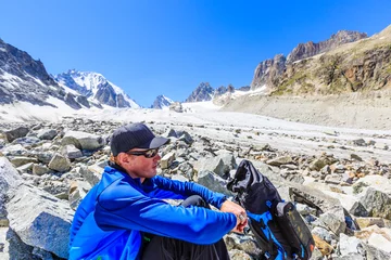 Papier Peint photo autocollant Alpinisme Alpiniste sur le Glacier de Saleina