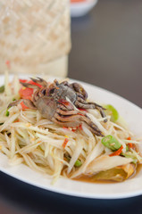 spicy papaya salad with crab
