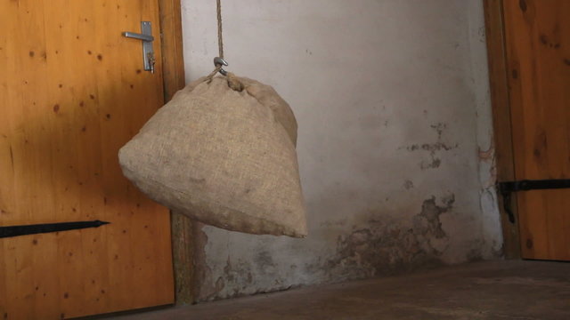 Retro lift picks up the bag