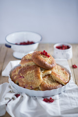 brioches with currants