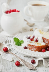 cupcake with berries