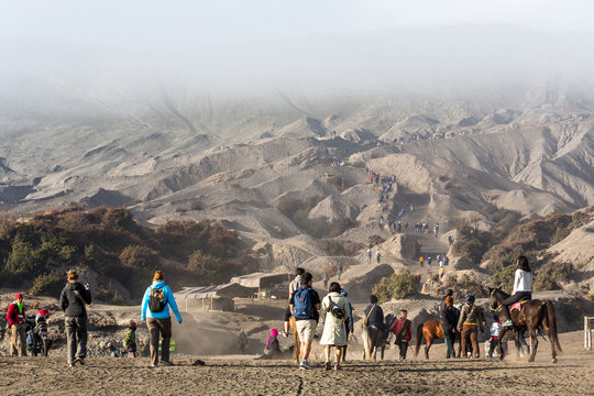 Touristes au mont Bromo